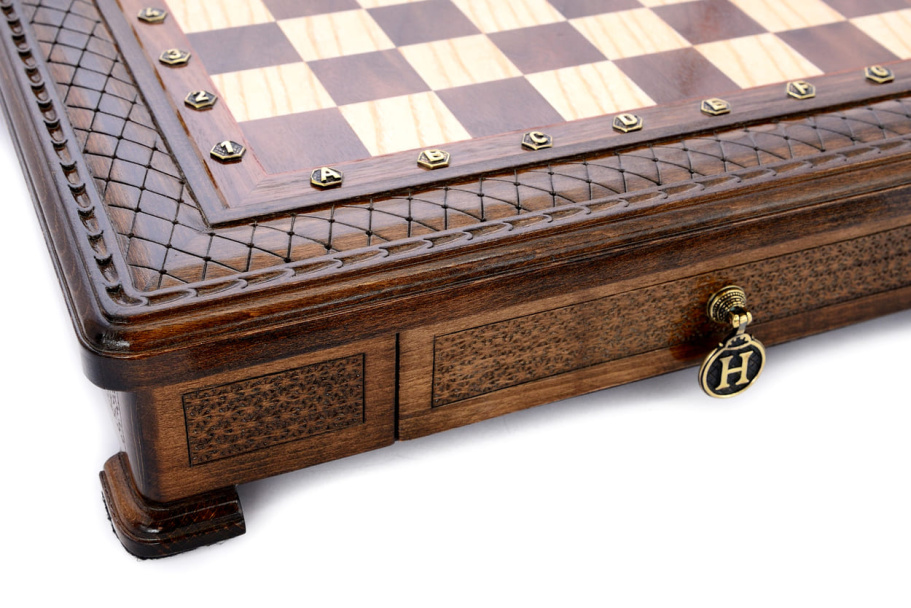 Шахматы резные в ларце "Гранд" 50, Harutyunyan купить в Екатеринбурге