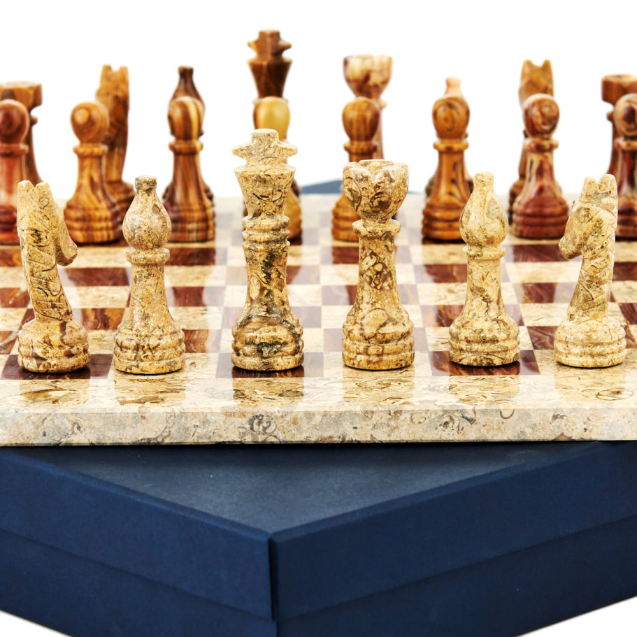 Шахматы каменные "Карфаген" яшма и ракушечник 40 купить в Екатеринбурге