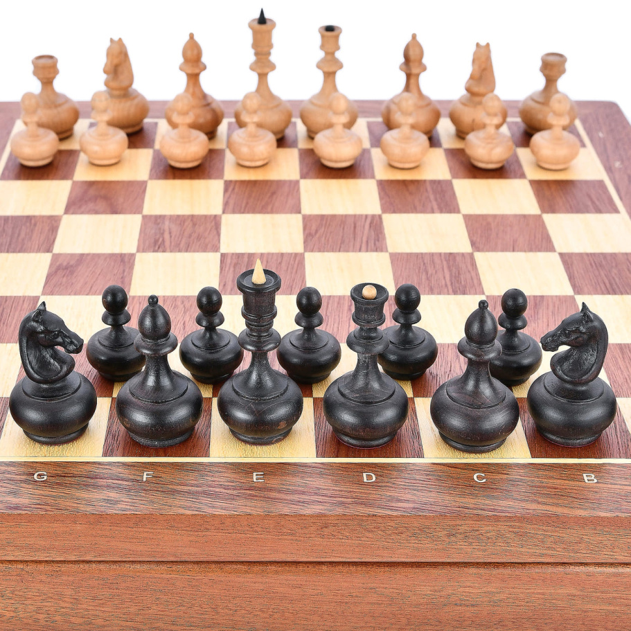 Шахматы в ларце "Гамбит" бук, WoodGames купить в Екатеринбурге