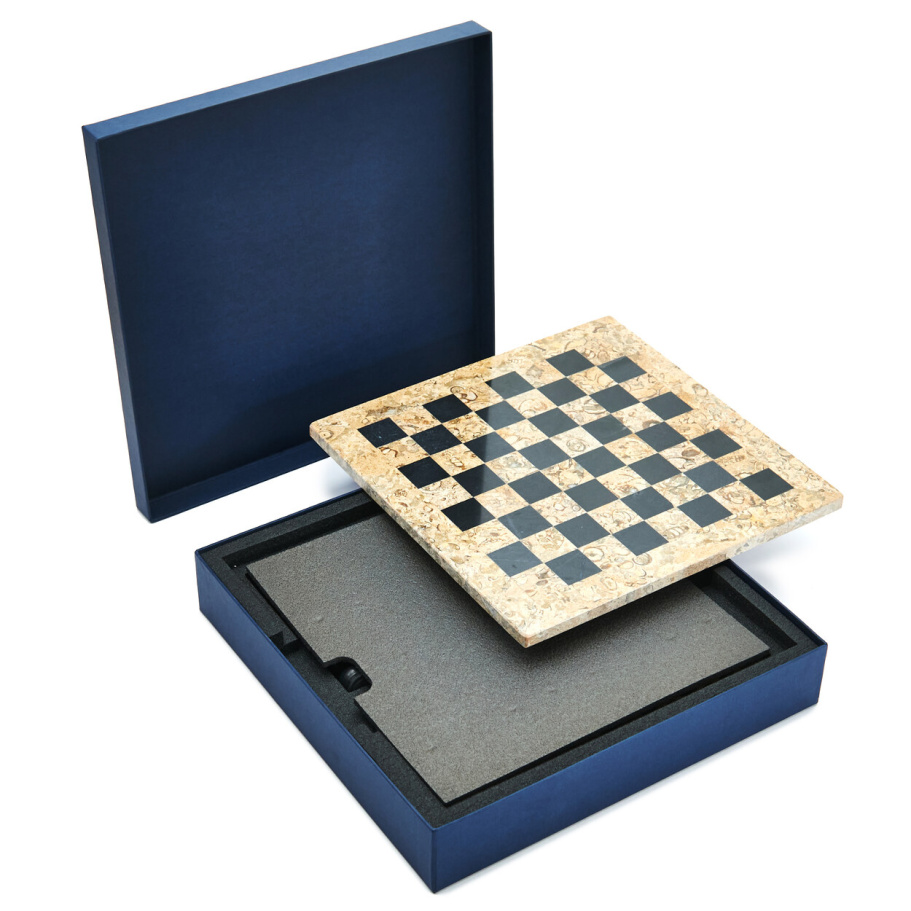 Шахматы каменные "Карфаген" мрамор и ракушечник 30 купить в Екатеринбурге