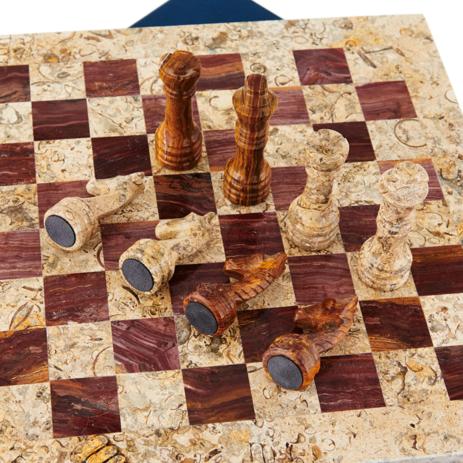 Шахматы из камня "Карфаген" яшма и ракушечник 30 купить в Екатеринбурге