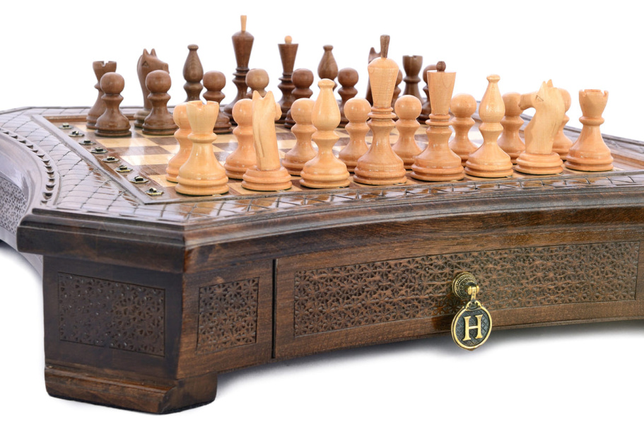 Шахматы резные в ларце "Гарант" 50, Harutyunyan купить в Екатеринбурге