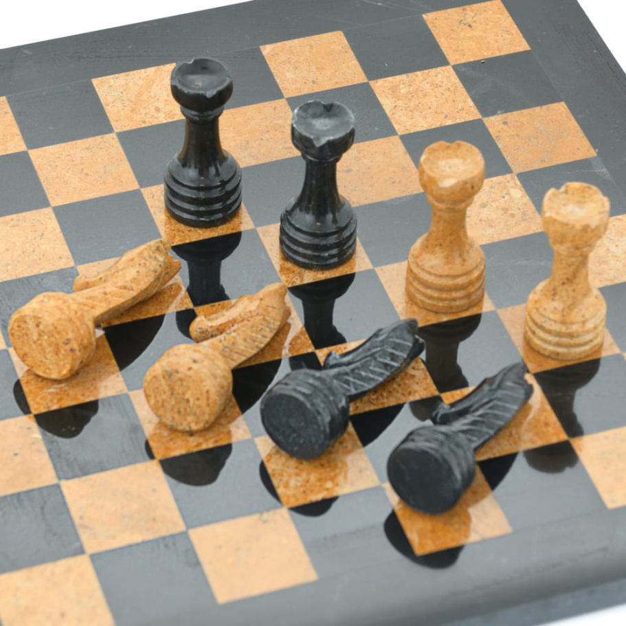 Шахматы из камня "Илион" мрамор и ракушечник 40 купить в Екатеринбурге