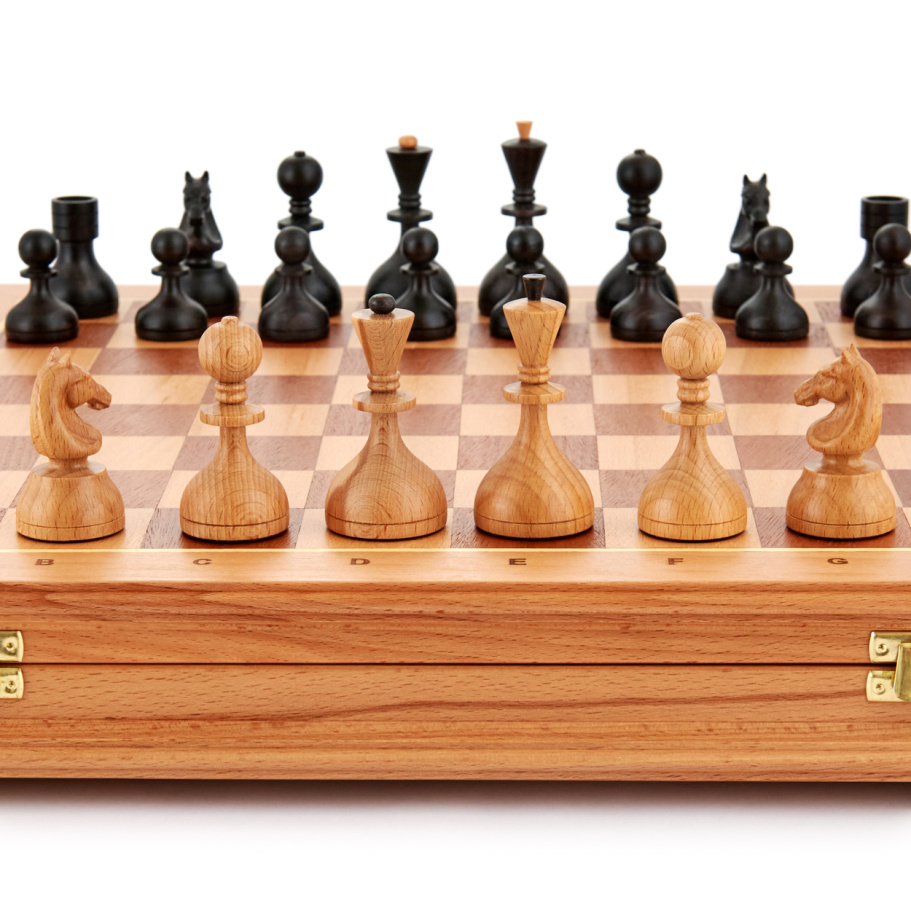 Шахматы в ларце "Авангард" бук купить в Екатеринбурге