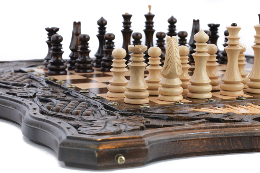 Шахматы + нарды резные "Долина Арарата" 60, Harutyunyan купить в Екатеринбурге