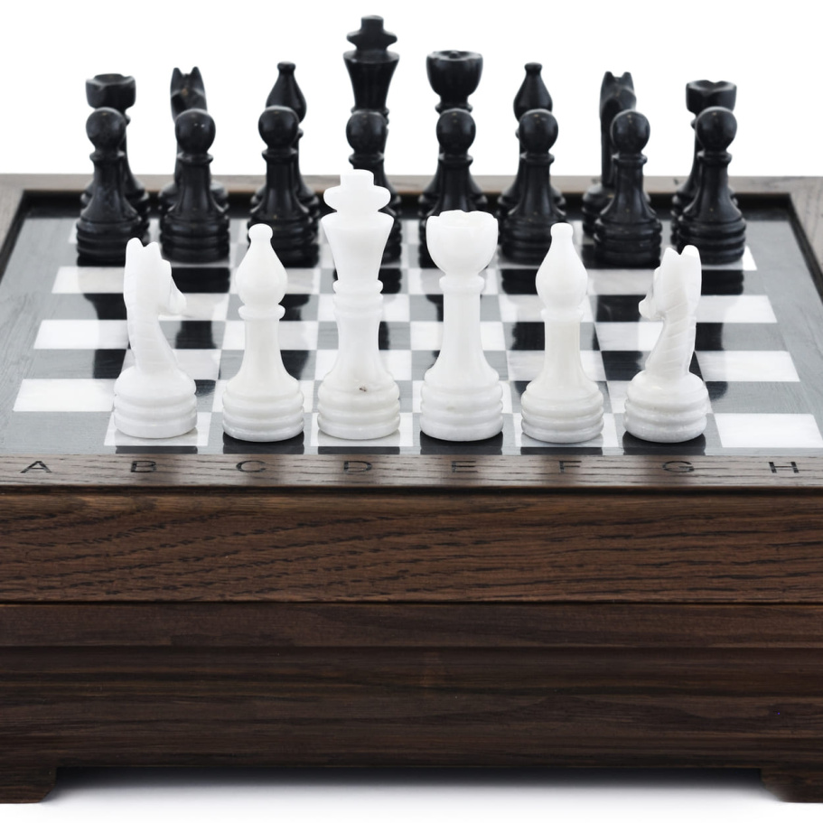 Шахматы из камня "Эпос" мрамор 30 купить в Екатеринбурге